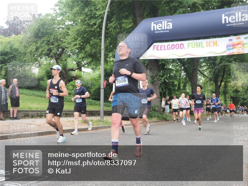 29.06.2025 - hella hamburg halbmarathon KatJ http://msf.ph/oto/8337097 29.06.2025 10:47:56 Zwischen KM18-KM19 3740, 5602, 5603, 5708, 6580, 7006, 7757, 8154, 8421, 8422 meine-sportfotos.de