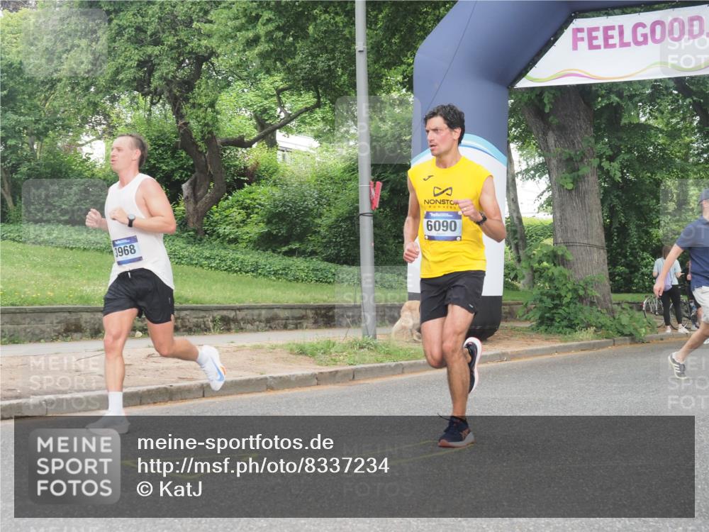 29.06.2025 - hella hamburg halbmarathon KatJ http://msf.ph/oto/8337234 29.06.2025 10:18:24 Zwischen KM18-KM19 3968, 6090 meine-sportfotos.de