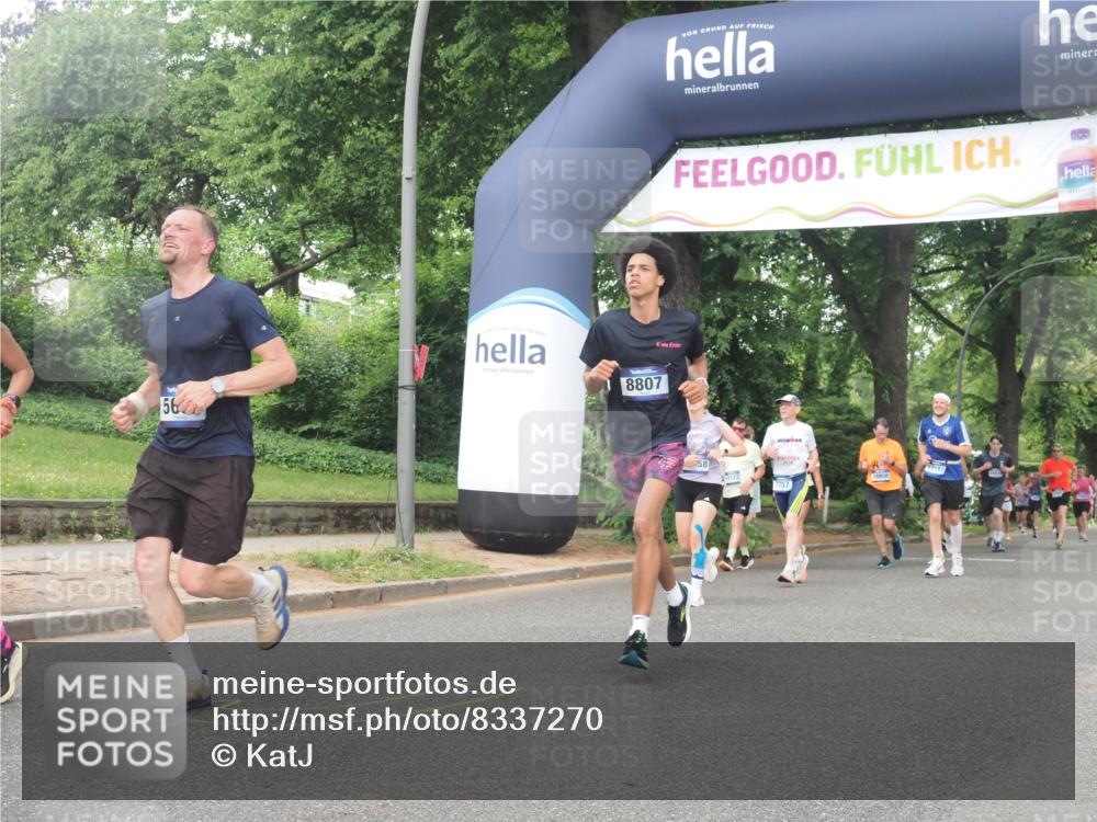 29.06.2025 - hella hamburg halbmarathon KatJ http://msf.ph/oto/8337270 29.06.2025 10:47:57 Zwischen KM18-KM19 3740, 5602, 5603, 5708, 6580, 7006, 7757, 8154, 8422 meine-sportfotos.de