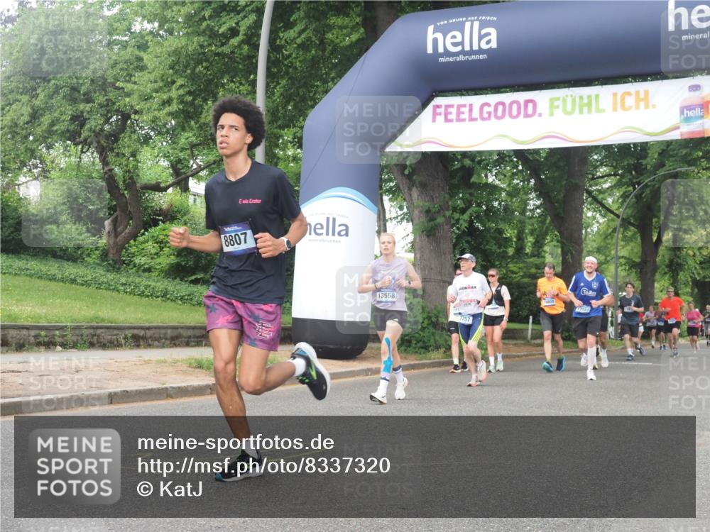 29.06.2025 - hella hamburg halbmarathon KatJ http://msf.ph/oto/8337320 29.06.2025 10:47:58 Zwischen KM18-KM19 3400, 3740, 5602, 5603, 5708, 6580, 7006, 7757, 8154 meine-sportfotos.de