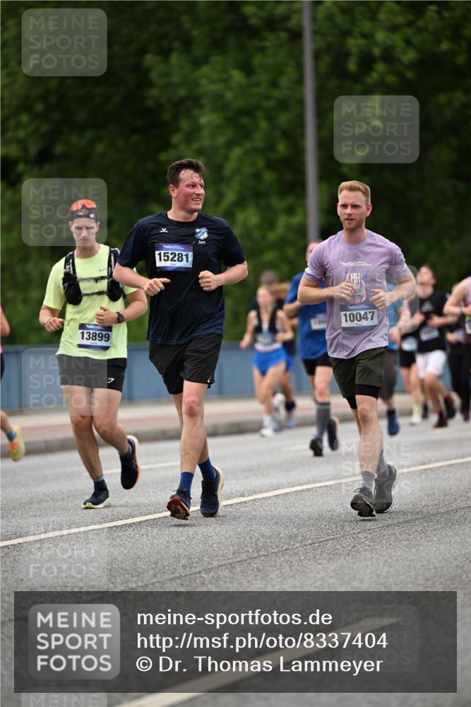 29.06.2025 - hella hamburg halbmarathon Dr. Thomas Lammeyer http://msf.ph/oto/8337404 29.06.2025 10:40:09 Kennedybrücke 1036, 1336, 1717, 2352, 2412, 2588, 2827, 3741, 4413, 5012, 5240, 5531, 6021, 6381, 6845, 6896, 7111, 7275, 7927, 8356, 8947, 9470, 10047, 10119, 10336, 10341, 10567, 11010, 11187, 11198, 11233 meine-sportfotos.de