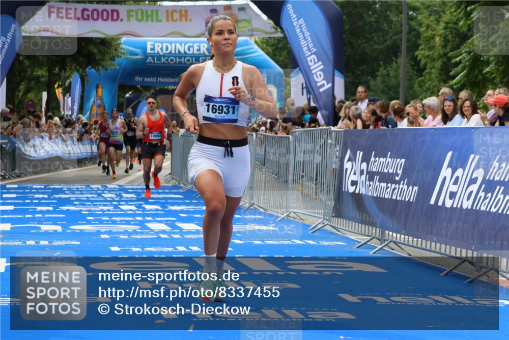 29.06.2025 - hella hamburg halbmarathon Strokosch-Dieckow http://msf.ph/oto/8337455 29.06.2025 10:33:30 Ziel 1053, 2836, 4602, 8312, 8956, 14975, 15326, 16931, 17056, 17191, 17489, 18731, 18854 meine-sportfotos.de