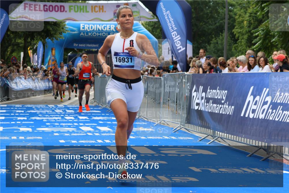 29.06.2025 - hella hamburg halbmarathon Strokosch-Dieckow http://msf.ph/oto/8337476 29.06.2025 10:33:30 Ziel 1053, 2836, 4602, 8312, 8956, 14975, 15326, 16931, 17056, 17191, 17489, 18731, 18854 meine-sportfotos.de