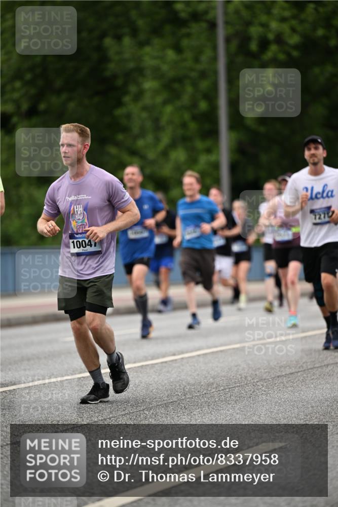 29.06.2025 - hella hamburg halbmarathon Dr. Thomas Lammeyer http://msf.ph/oto/8337958 29.06.2025 10:40:11 Kennedybrücke 1036, 1336, 1717, 2352, 2412, 2588, 2827, 3741, 3990, 4413, 4902, 5012, 5240, 5531, 6021, 6381, 6845, 6896, 7111, 7275, 7927, 8356, 8947, 10047, 10119, 10336, 10341, 10567, 11010, 11187, 11198, 11233 meine-sportfotos.de