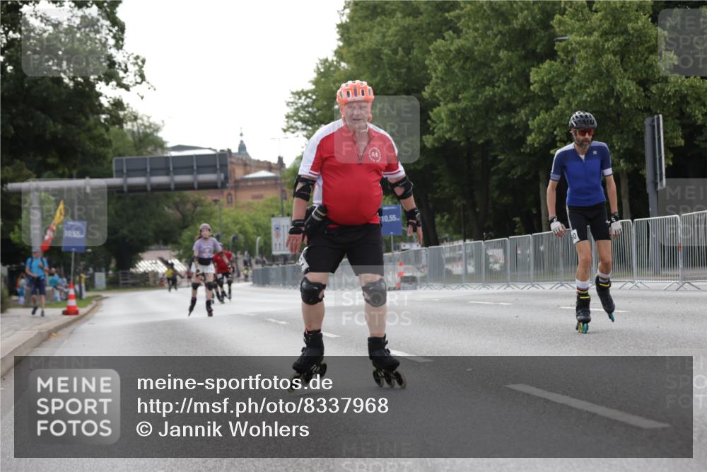 29.06.2025 - hella hamburg halbmarathon Jannik Wohlers http://msf.ph/oto/8337968 29.06.2025 09:01:57 Lombardsbrücke  meine-sportfotos.de