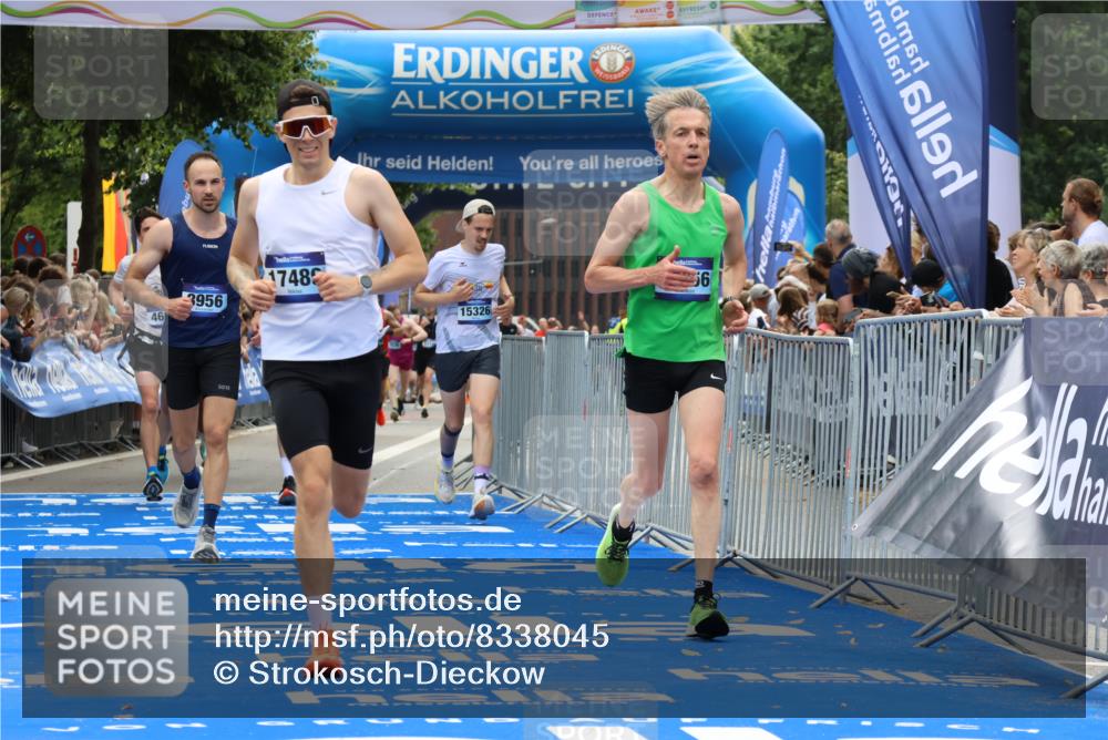 29.06.2025 - hella hamburg halbmarathon Strokosch-Dieckow http://msf.ph/oto/8338045 29.06.2025 10:33:22 Ziel 1959, 4602, 4679, 7723, 8956, 9047, 15326, 16881, 16931, 17056, 17489, 18455, 18731 meine-sportfotos.de