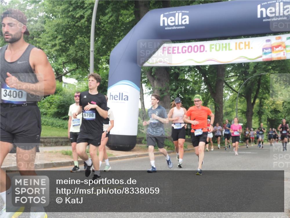 29.06.2025 - hella hamburg halbmarathon KatJ http://msf.ph/oto/8338059 29.06.2025 10:48:03 Zwischen KM18-KM19 3400, 6708, 7049 meine-sportfotos.de