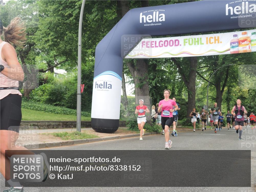 29.06.2025 - hella hamburg halbmarathon KatJ http://msf.ph/oto/8338152 29.06.2025 10:48:06 Zwischen KM18-KM19 1264, 3400, 6708, 7049 meine-sportfotos.de