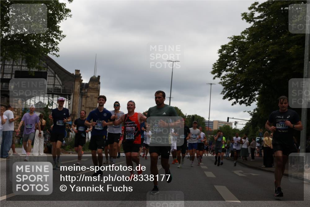 29.06.2025 - hella hamburg halbmarathon Yannick Fuchs http://msf.ph/oto/8338177 29.06.2025 10:52:01 20KM 1595, 1611, 2025, 2488, 2656, 2759, 2840, 2883, 2907, 3093, 3251, 3859, 4319, 4426, 4467, 4502, 4632, 4708, 4833, 5277, 5341, 5926, 6104, 6138, 6147, 6531, 6595, 7082, 7138, 7189, 8322, 8585, 9230, 9316, 9485, 10599, 10788, 11645, 12378, 12585, 12879, 13465, 13816, 13880, 14266, 14571, 15217, 15434, 15527, 16531, 17405, 17415, 17827, 18068, 18180, 18492, 18501, 18587, 18762, 18891 meine-sportfotos.de