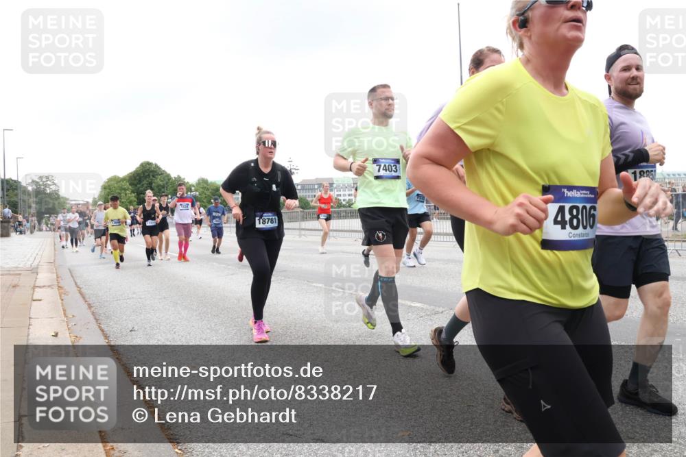 29.06.2025 - hella hamburg halbmarathon Lena Gebhardt http://msf.ph/oto/8338217 29.06.2025 10:47:41 Lombardsbrücke 11458, 1434, 18781, 7403, 4806, 1885, 1045, 1246, 1392, 1434, 1463, 1523, 1618, 1639, 1704, 1926, 2148, 2197, 2407, 2491, 2545, 2704, 2790, 2882, 2994, 3049, 3339, 4037, 4184, 4325, 4423, 4806, 4856, 4895, 4974, 4975, 5621, 5622, 5886, 5895, 6255, 6256, 6879, 6995, 7240, 7403, 7427, 7630, 7631, 7970, 8077, 8105, 8270, 8310, 8550, 8774, 8915, 8953, 9018, 9687, 9696, 9697, 10658, 10991, 11351, 11458, 11730, 11738, 11802, 11909, 12431 meine-sportfotos.de