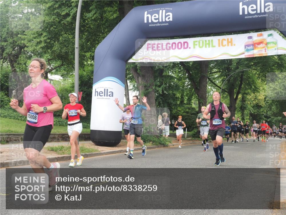29.06.2025 - hella hamburg halbmarathon KatJ http://msf.ph/oto/8338259 29.06.2025 10:48:08 Zwischen KM18-KM19 1264, 6708, 7049, 8721 meine-sportfotos.de