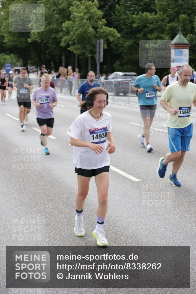 29.06.2025 - hella hamburg halbmarathon Jannik Wohlers http://msf.ph/oto/8338262 29.06.2025 10:41:24 Lombardsbrücke 1509, 1623, 1648, 1712, 3459, 3460, 4541, 4787, 5432, 6137, 6320, 6430, 6436, 6450, 6618, 6846, 7477, 7955, 7968, 8004, 8162, 8163, 8300, 8301, 8443, 8848, 8897, 9467, 9588, 10623, 11011, 11017, 11098, 11255, 11371, 11617, 11659, 11943, 12185, 12214, 12233, 12419, 12715, 12801, 12802, 13772, 14005, 14043, 14872, 14929, 14938, 15039, 15669, 15685, 15842, 15863, 16364, 16568, 17158, 17541, 17636, 18861, 18940, 18990, 19037, 19057, 19064 meine-sportfotos.de