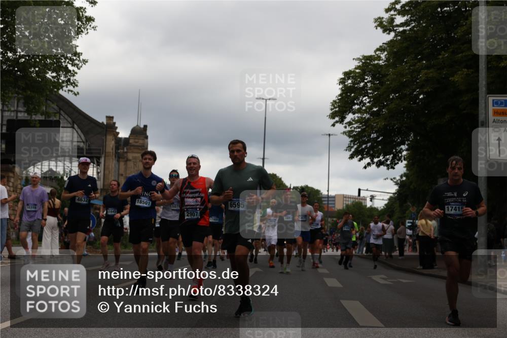 29.06.2025 - hella hamburg halbmarathon Yannick Fuchs http://msf.ph/oto/8338324 29.06.2025 10:52:01 20KM 1595, 1611, 2025, 2488, 2656, 2759, 2840, 2883, 2907, 3093, 3251, 3859, 4319, 4426, 4467, 4502, 4632, 4708, 4833, 5277, 5341, 5926, 6104, 6138, 6147, 6531, 6595, 7082, 7138, 7189, 8322, 8585, 9230, 9316, 9485, 10599, 10788, 11645, 12378, 12585, 12879, 13465, 13816, 13880, 14266, 14571, 15217, 15434, 15527, 16531, 17405, 17415, 17827, 18068, 18180, 18492, 18501, 18587, 18762, 18891 meine-sportfotos.de