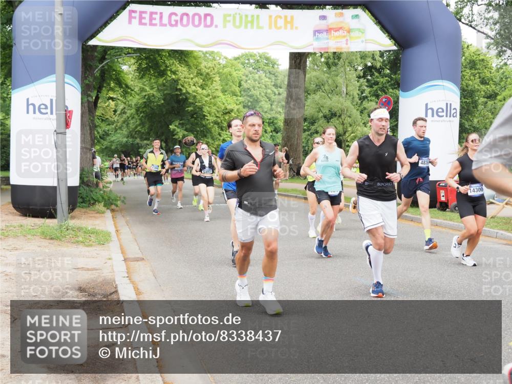29.06.2025 - hella hamburg halbmarathon MichiJ http://msf.ph/oto/8338437 29.06.2025 10:39:31 Zwischen KM18-KM19 2364, 2396, 3426, 4558, 4814, 4839, 5032, 5116, 5482, 5607, 6562, 6657, 7724, 7732, 8661, 8710, 8720, 10529, 10811, 13792, 14300, 15831, 18249, 18820, 19208 meine-sportfotos.de