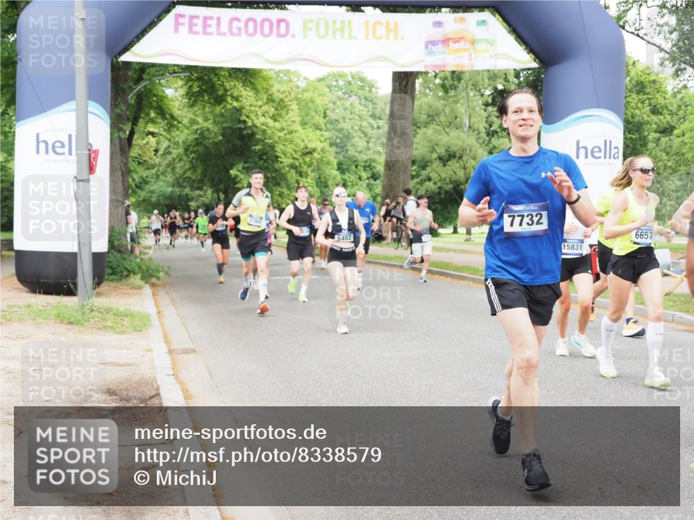 29.06.2025 - hella hamburg halbmarathon MichiJ http://msf.ph/oto/8338579 29.06.2025 10:39:32 Zwischen KM18-KM19 2364, 2396, 4558, 4814, 4839, 5032, 5482, 6562, 6657, 7178, 7724, 7732, 8661, 8710, 8720, 10529, 13792, 14300, 15831, 18249, 18820, 19208 meine-sportfotos.de