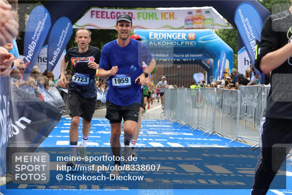 29.06.2025 - hella hamburg halbmarathon Strokosch-Dieckow http://msf.ph/oto/8338607 29.06.2025 10:33:17 Ziel 1959, 4679, 7723, 9047, 14167, 16881, 17056, 17175, 17489, 18455 meine-sportfotos.de