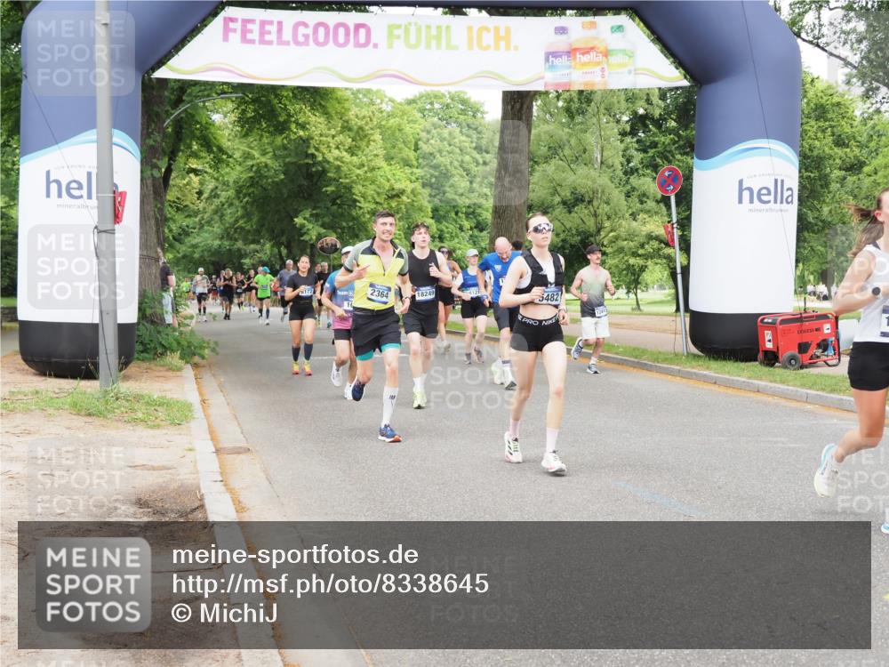 29.06.2025 - hella hamburg halbmarathon MichiJ http://msf.ph/oto/8338645 29.06.2025 10:39:33 Zwischen KM18-KM19 2364, 2396, 4814, 4839, 5032, 5482, 6562, 6657, 7178, 7724, 7732, 8172, 8661, 8710, 8720, 10529, 13792, 14300, 15831, 17710, 18249, 18820 meine-sportfotos.de