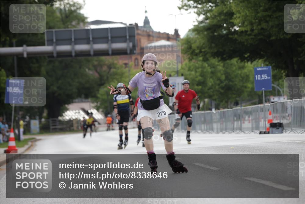 29.06.2025 - hella hamburg halbmarathon Jannik Wohlers http://msf.ph/oto/8338646 29.06.2025 09:02:01 Lombardsbrücke  meine-sportfotos.de