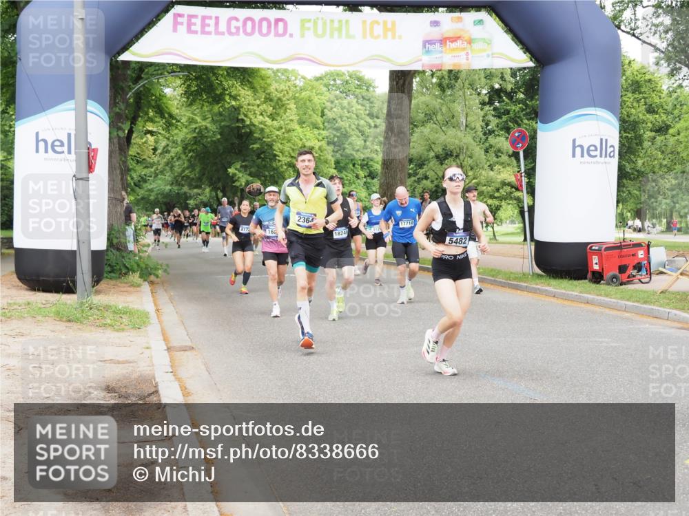 29.06.2025 - hella hamburg halbmarathon MichiJ http://msf.ph/oto/8338666 29.06.2025 10:39:33 Zwischen KM18-KM19 2364, 2396, 4814, 4839, 5032, 5482, 6562, 6657, 7178, 7724, 7732, 8172, 8661, 8710, 8720, 10529, 13792, 14300, 15831, 17710, 18249, 18820 meine-sportfotos.de