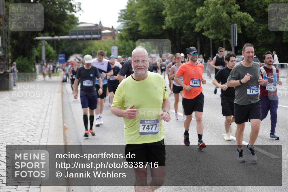 29.06.2025 - hella hamburg halbmarathon Jannik Wohlers http://msf.ph/oto/8338716 29.06.2025 10:41:27 Lombardsbrücke 1648, 1712, 3459, 3460, 4541, 4787, 5432, 6137, 6153, 6320, 6430, 6436, 6450, 6618, 6846, 7477, 7955, 7968, 8004, 8300, 8301, 8443, 8897, 8908, 9467, 9588, 10623, 11017, 11024, 11098, 11207, 11255, 11617, 11659, 11943, 12185, 12214, 12233, 12715, 12801, 12802, 13772, 14005, 14043, 14872, 14929, 14938, 15842, 15863, 16364, 16568, 17541, 18137, 18861, 18940, 18990, 19037, 19057 meine-sportfotos.de