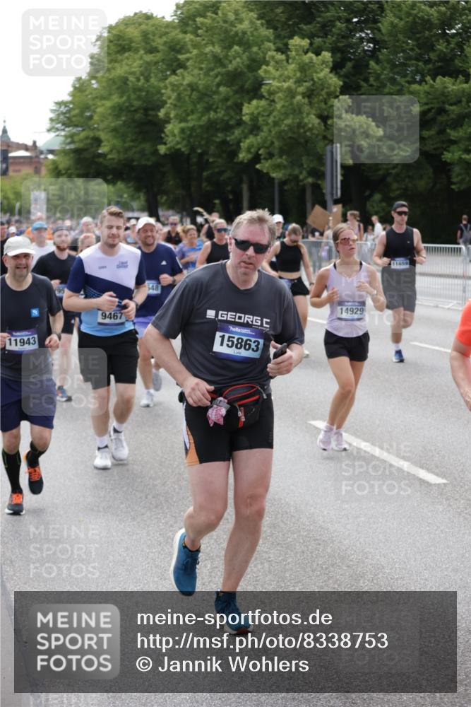 29.06.2025 - hella hamburg halbmarathon Jannik Wohlers http://msf.ph/oto/8338753 29.06.2025 10:41:28 Lombardsbrücke 1648, 1712, 3326, 3459, 3460, 3568, 4541, 4787, 5432, 6137, 6153, 6320, 6430, 6436, 6450, 6618, 6846, 7477, 7955, 7968, 8300, 8301, 8443, 8897, 8908, 9467, 9588, 10623, 11017, 11024, 11098, 11207, 11255, 11617, 11659, 11943, 12185, 12214, 12233, 12715, 12801, 12802, 13772, 14005, 14043, 14486, 14872, 14929, 14938, 15842, 15863, 16364, 17423, 17541, 18137, 18940, 19037, 19057 meine-sportfotos.de