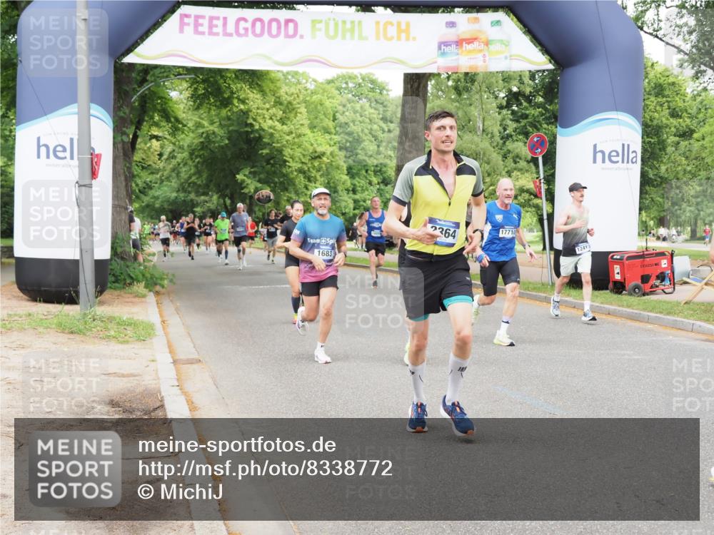 29.06.2025 - hella hamburg halbmarathon MichiJ http://msf.ph/oto/8338772 29.06.2025 10:39:34 Zwischen KM18-KM19 2364, 4121, 4814, 4839, 5032, 5482, 6562, 6657, 7178, 7724, 7732, 8172, 8661, 8710, 8720, 10529, 12413, 13792, 14300, 15831, 17710, 18249, 18820 meine-sportfotos.de