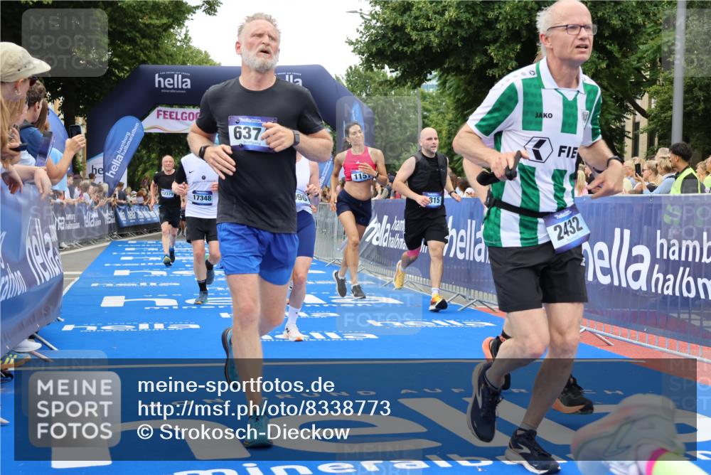 29.06.2025 - hella hamburg halbmarathon Strokosch-Dieckow http://msf.ph/oto/8338773 29.06.2025 10:53:59 Ziel 1151, 1410, 1815, 2432, 3096, 3208, 3209, 6356, 6374, 6481, 6581, 7395, 7918, 7973, 8394, 9032, 11499, 11789, 12379, 13032, 13869, 14175, 16477, 16871, 17348, 18308, 18831, 18879 meine-sportfotos.de