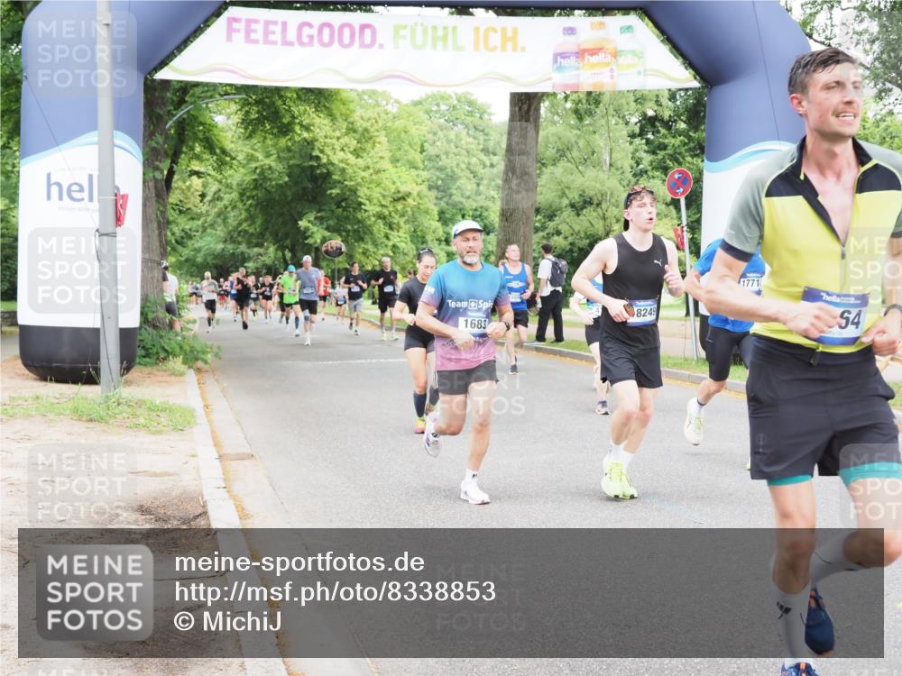 29.06.2025 - hella hamburg halbmarathon MichiJ http://msf.ph/oto/8338853 29.06.2025 10:39:35 Zwischen KM18-KM19 1683, 2364, 4121, 4814, 4839, 5032, 5482, 6562, 6657, 7178, 7724, 7732, 8172, 8661, 8710, 12413, 13792, 14300, 15831, 17710, 18249, 18820 meine-sportfotos.de