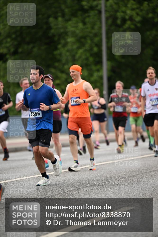 29.06.2025 - hella hamburg halbmarathon Dr. Thomas Lammeyer http://msf.ph/oto/8338870 29.06.2025 10:40:14 Kennedybrücke 1036, 1102, 1183, 1284, 1336, 1717, 2352, 2588, 2827, 3243, 3741, 3990, 4413, 4902, 5012, 5240, 5531, 6021, 6381, 6845, 6896, 7111, 7275, 7927, 8356, 8947, 10047, 10119, 10336, 10341, 10567, 11010, 11187, 11198, 11233 meine-sportfotos.de