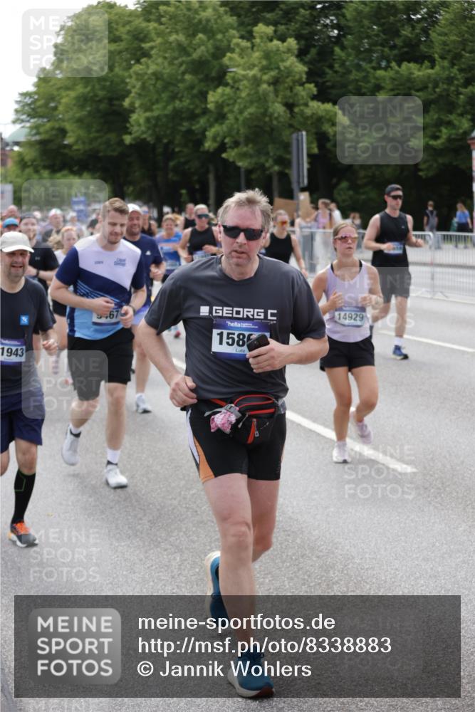 29.06.2025 - hella hamburg halbmarathon Jannik Wohlers http://msf.ph/oto/8338883 29.06.2025 10:41:29 Lombardsbrücke 1039, 1648, 1712, 3326, 3459, 3460, 3568, 4541, 4735, 4736, 4787, 5432, 6137, 6153, 6320, 6430, 6436, 6618, 6846, 7477, 7955, 7968, 8300, 8301, 8443, 8897, 8908, 9223, 9467, 9588, 10623, 11017, 11024, 11098, 11207, 11617, 11659, 11943, 12185, 12214, 12233, 12715, 12801, 12802, 13772, 14005, 14043, 14486, 14872, 14929, 14938, 15842, 15863, 16364, 16743, 17423, 17541, 18137, 18940, 19037, 19057 meine-sportfotos.de