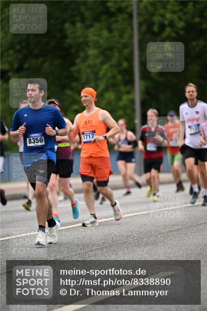 29.06.2025 - hella hamburg halbmarathon Dr. Thomas Lammeyer http://msf.ph/oto/8338890 29.06.2025 10:40:14 Kennedybrücke 1036, 1102, 1183, 1284, 1336, 1717, 2352, 2588, 2827, 3243, 3741, 3990, 4413, 4902, 5012, 5240, 5531, 6021, 6381, 6845, 6896, 7111, 7275, 7927, 8356, 8947, 10047, 10119, 10336, 10341, 10567, 11010, 11187, 11198, 11233 meine-sportfotos.de