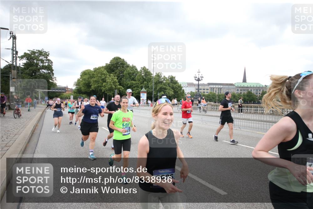 29.06.2025 - hella hamburg halbmarathon Jannik Wohlers http://msf.ph/oto/8338936 29.06.2025 10:55:09 Lombardsbrücke 1616, 1873, 1917, 3115, 3244, 5222, 5483, 5487, 7548, 7680, 8527, 8626, 9614, 9618, 9857, 9858, 10094, 10559, 10593, 10885, 11109, 12695, 12902, 14727, 15081, 15116, 16267, 16336, 16385, 16533, 16855, 16926, 17019, 17392, 17396, 18670, 18972 meine-sportfotos.de