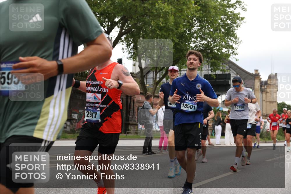29.06.2025 - hella hamburg halbmarathon Yannick Fuchs http://msf.ph/oto/8338941 29.06.2025 10:52:03 20KM 1595, 1611, 2025, 2488, 2656, 2840, 2907, 3093, 3251, 3859, 4319, 4426, 4467, 4502, 4632, 4708, 4833, 5277, 5341, 5926, 6104, 6138, 6147, 6531, 6592, 6595, 7082, 7138, 7189, 8322, 8585, 9230, 9316, 9485, 10788, 11645, 12378, 12585, 12879, 13465, 13816, 13880, 14266, 14571, 15217, 15434, 15527, 16531, 17405, 17415, 17827, 18068, 18180, 18492, 18501, 18587, 18762, 18891 meine-sportfotos.de