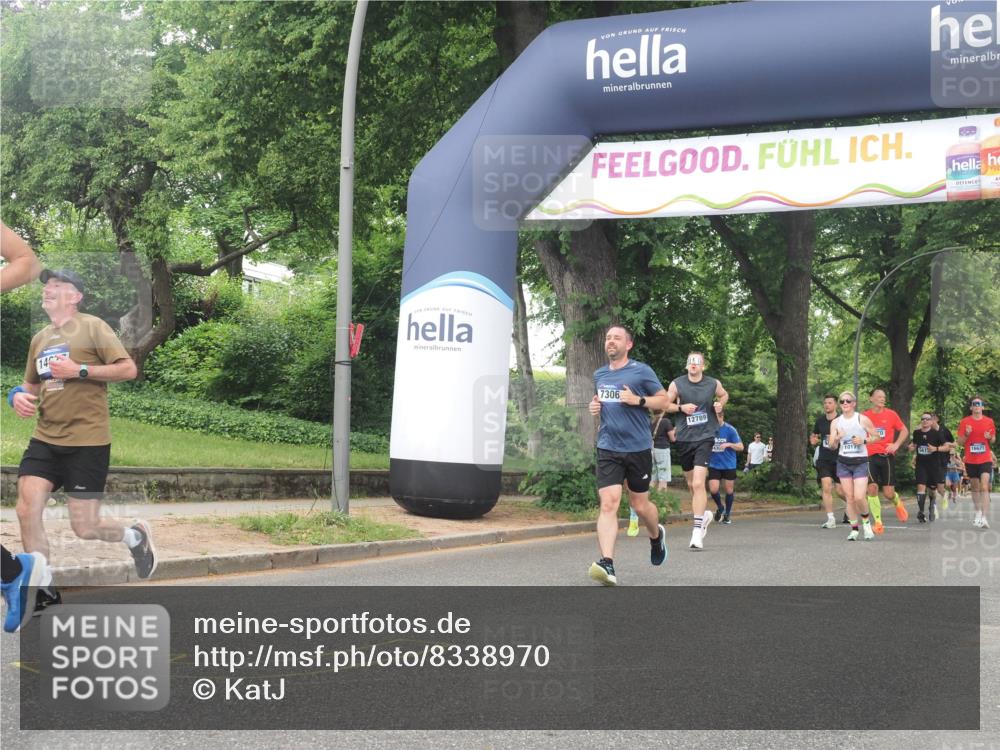 29.06.2025 - hella hamburg halbmarathon KatJ http://msf.ph/oto/8338970 29.06.2025 10:48:14 Zwischen KM18-KM19 1264, 2911, 7306, 8590, 8721 meine-sportfotos.de