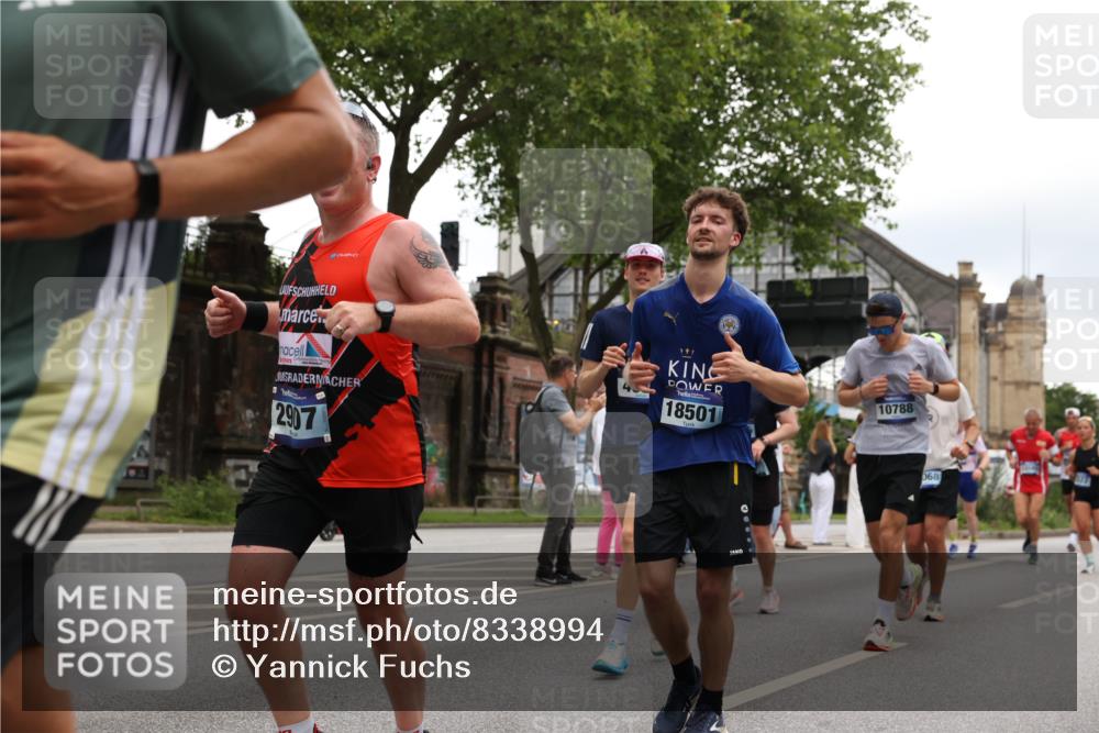 29.06.2025 - hella hamburg halbmarathon Yannick Fuchs http://msf.ph/oto/8338994 29.06.2025 10:52:03 20KM 1595, 1611, 2025, 2488, 2656, 2840, 2907, 3093, 3251, 3859, 4319, 4426, 4467, 4502, 4632, 4708, 4833, 5277, 5341, 5926, 6104, 6138, 6147, 6531, 6592, 6595, 7082, 7138, 7189, 8322, 8585, 9230, 9316, 9485, 10788, 11645, 12378, 12585, 12879, 13465, 13816, 13880, 14266, 14571, 15217, 15434, 15527, 16531, 17405, 17415, 17827, 18068, 18180, 18492, 18501, 18587, 18762, 18891 meine-sportfotos.de