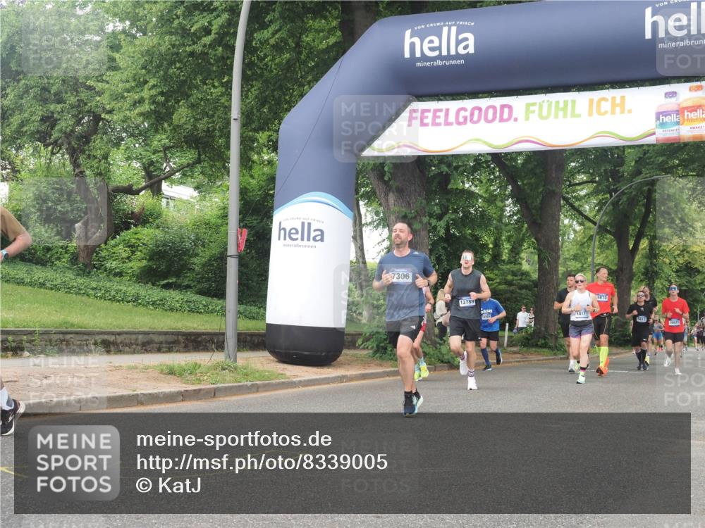 29.06.2025 - hella hamburg halbmarathon KatJ http://msf.ph/oto/8339005 29.06.2025 10:48:14 Zwischen KM18-KM19 1264, 2911, 7306, 8590, 8721 meine-sportfotos.de