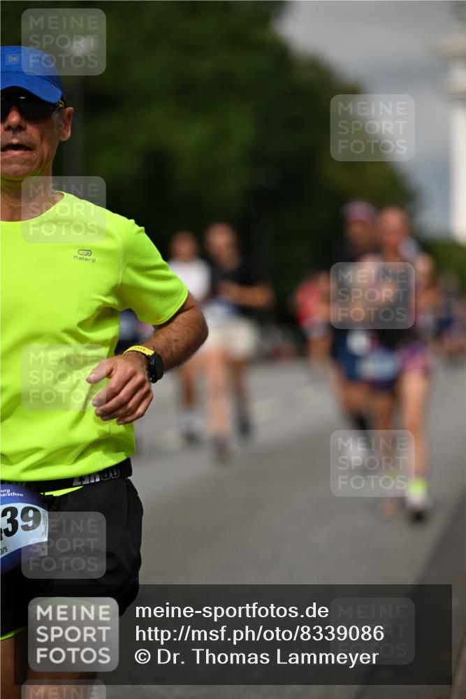 29.06.2025 - hella hamburg halbmarathon Dr. Thomas Lammeyer http://msf.ph/oto/8339086 29.06.2025 10:17:55 Kennedybrücke 1194, 1747, 1939, 2891, 4001, 4032, 4795, 4962, 5631, 5719, 6089, 7462, 7913, 8001, 8673, 9141, 9631, 9845, 9886, 10442, 10443, 11355 meine-sportfotos.de