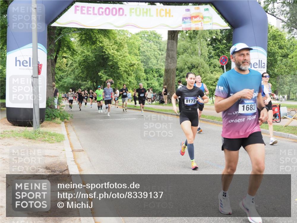 29.06.2025 - hella hamburg halbmarathon MichiJ http://msf.ph/oto/8339137 29.06.2025 10:39:36 Zwischen KM18-KM19 1683, 2364, 4121, 4814, 4839, 5032, 5482, 6657, 7178, 7724, 7732, 8172, 8710, 12413, 13792, 14300, 15144, 15831, 17710, 18019, 18249, 18820 meine-sportfotos.de
