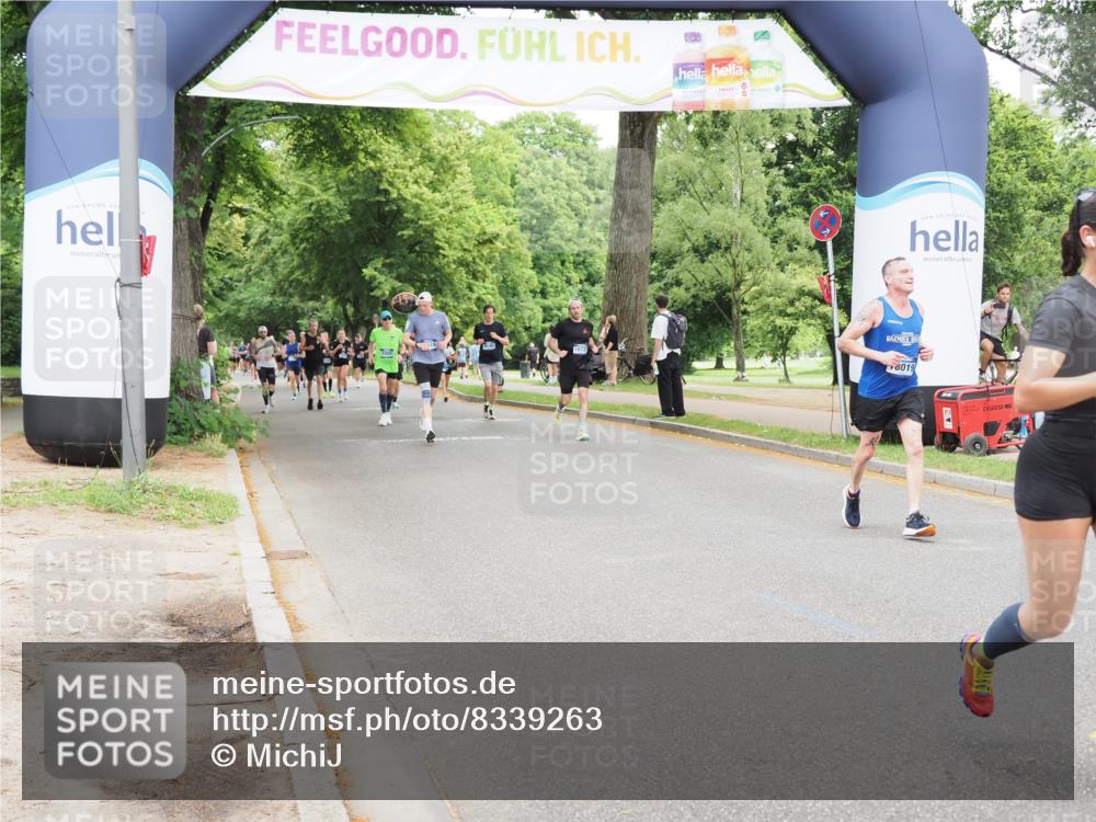 29.06.2025 - hella hamburg halbmarathon MichiJ http://msf.ph/oto/8339263 29.06.2025 10:39:37 Zwischen KM18-KM19 1683, 2364, 4121, 4814, 4839, 5482, 6657, 7178, 7732, 8172, 8710, 12413, 13792, 14300, 15144, 15831, 17710, 18019, 18249 meine-sportfotos.de