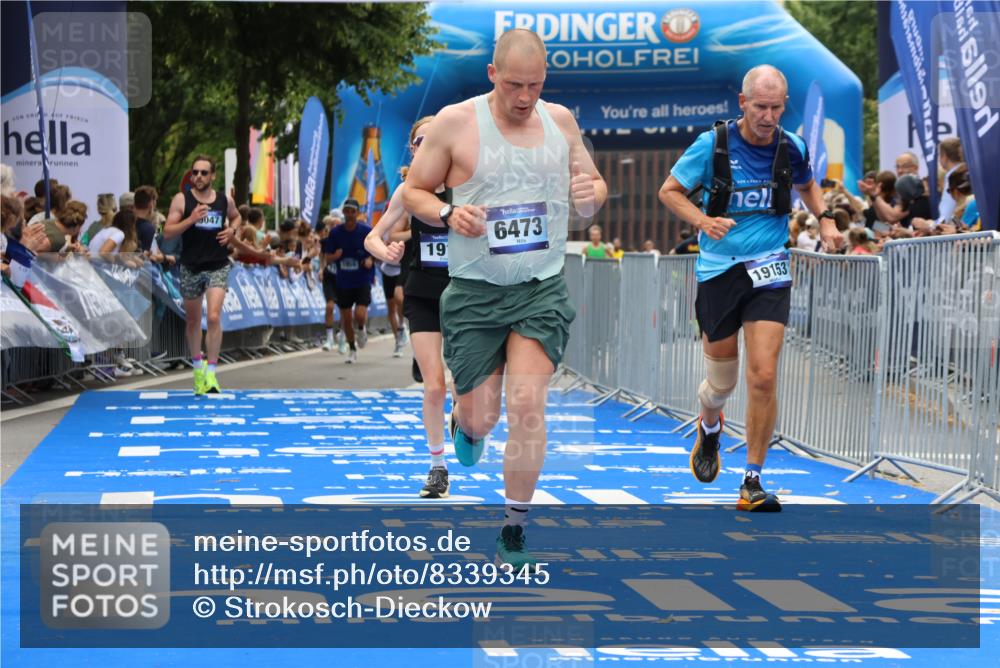 29.06.2025 - hella hamburg halbmarathon Strokosch-Dieckow http://msf.ph/oto/8339345 29.06.2025 10:33:08 Ziel 1910, 6473, 9047, 14167, 14276, 17175, 17802, 18455 meine-sportfotos.de
