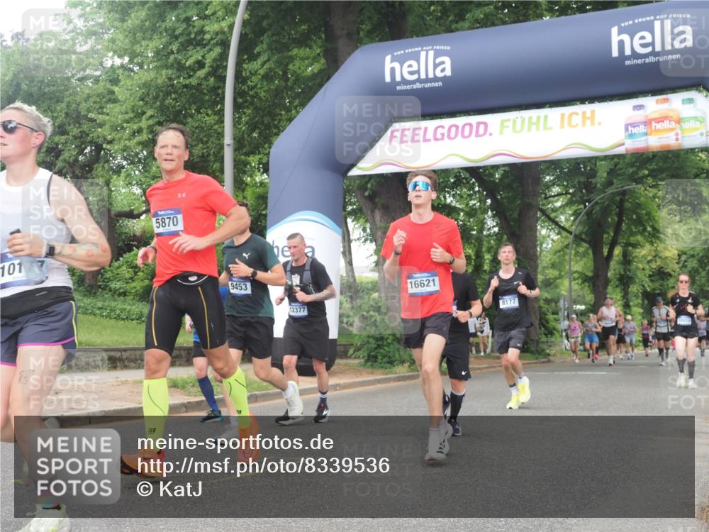 29.06.2025 - hella hamburg halbmarathon KatJ http://msf.ph/oto/8339536 29.06.2025 10:48:18 Zwischen KM18-KM19 2911, 5613, 5870, 7306, 8177, 8590 meine-sportfotos.de