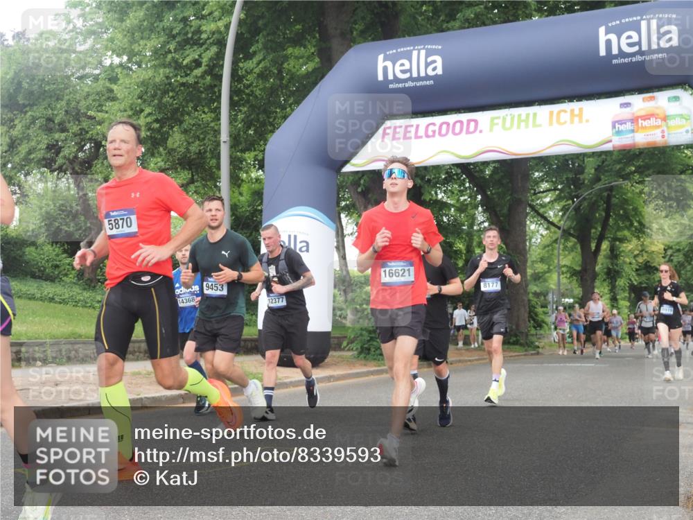 29.06.2025 - hella hamburg halbmarathon KatJ http://msf.ph/oto/8339593 29.06.2025 10:48:18 Zwischen KM18-KM19 2911, 5613, 5870, 7306, 8177, 8590 meine-sportfotos.de