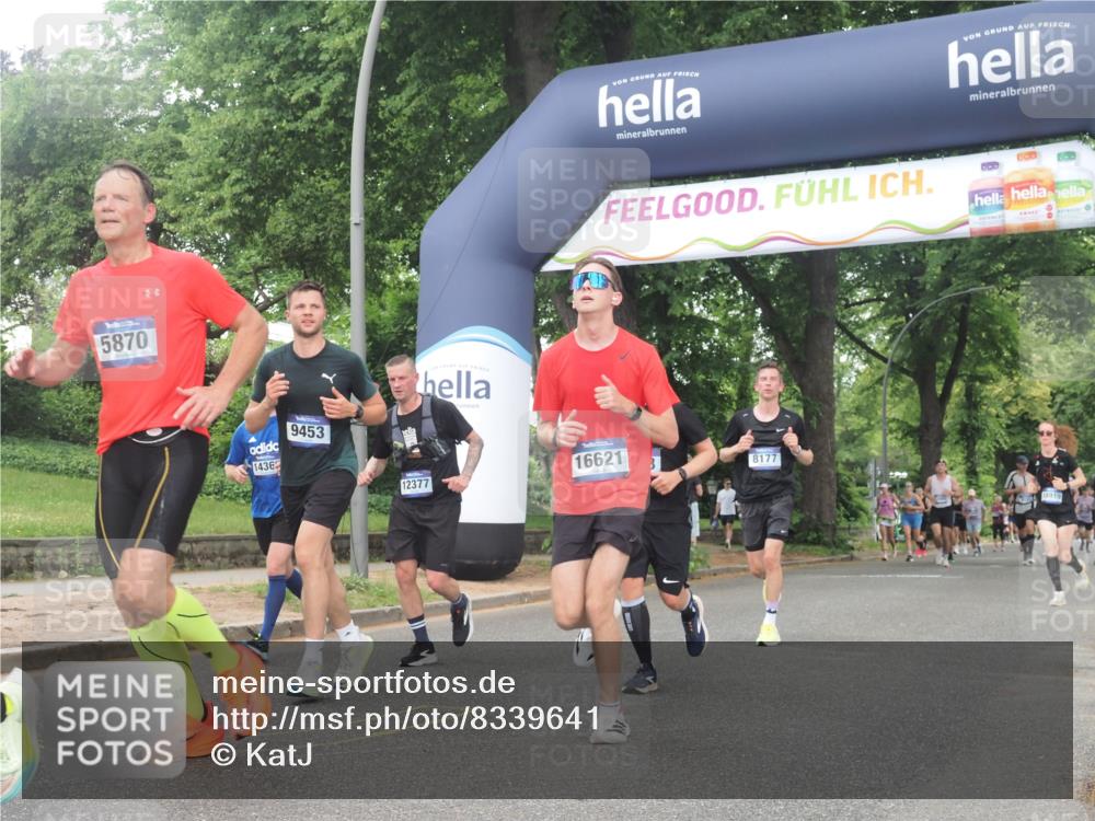 29.06.2025 - hella hamburg halbmarathon KatJ http://msf.ph/oto/8339641 29.06.2025 10:48:18 Zwischen KM18-KM19 2911, 5613, 5870, 7306, 8177, 8590 meine-sportfotos.de