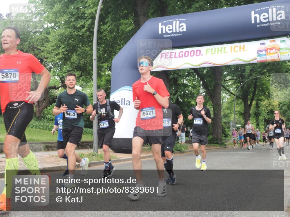 29.06.2025 - hella hamburg halbmarathon KatJ http://msf.ph/oto/8339691 29.06.2025 10:48:18 Zwischen KM18-KM19 2911, 5613, 5870, 7306, 8177, 8590 meine-sportfotos.de