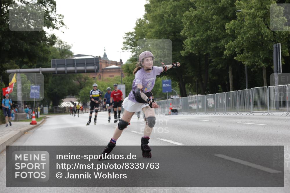 29.06.2025 - hella hamburg halbmarathon Jannik Wohlers http://msf.ph/oto/8339763 29.06.2025 09:02:03 Lombardsbrücke  meine-sportfotos.de
