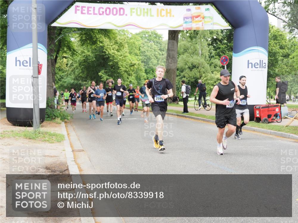 29.06.2025 - hella hamburg halbmarathon MichiJ http://msf.ph/oto/8339918 29.06.2025 10:39:50 Zwischen KM18-KM19 1257, 1657, 2814, 5008, 5020, 5093, 6198, 7383, 7475, 14198, 14286, 15427 meine-sportfotos.de
