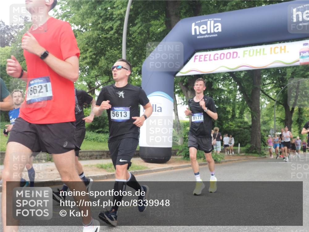 29.06.2025 - hella hamburg halbmarathon KatJ http://msf.ph/oto/8339948 29.06.2025 10:48:19 Zwischen KM18-KM19 2911, 5613, 5870, 7306, 8177 meine-sportfotos.de