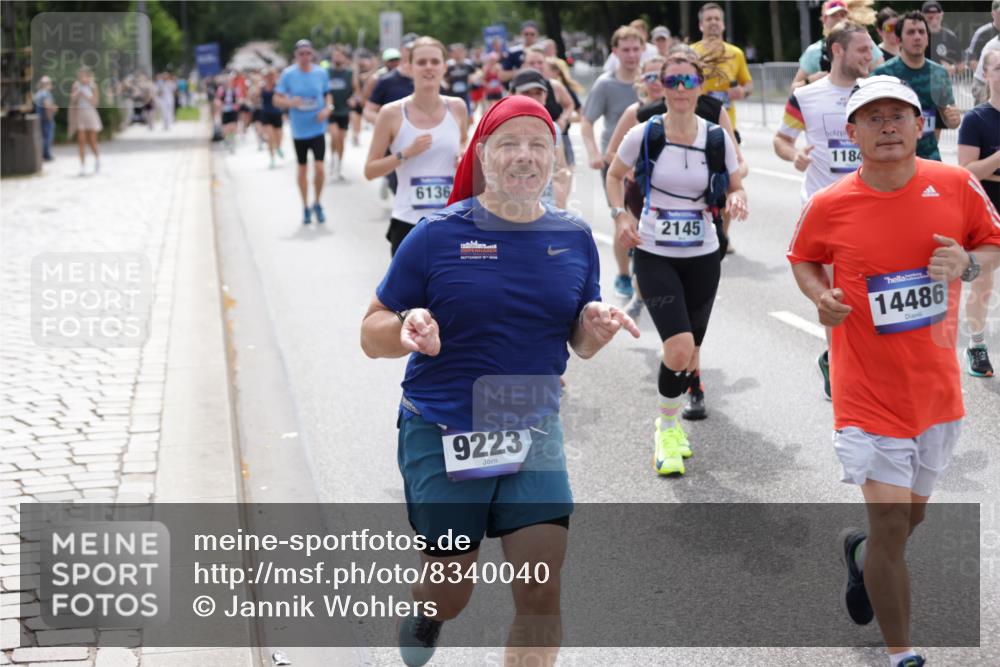29.06.2025 - hella hamburg halbmarathon Jannik Wohlers http://msf.ph/oto/8340040 29.06.2025 10:41:42 Lombardsbrücke 1039, 1752, 2145, 2523, 2974, 3276, 3326, 3459, 3460, 3568, 4329, 4735, 4736, 4885, 5419, 5671, 6136, 6137, 6153, 6430, 6436, 6837, 6846, 6917, 7357, 8014, 8908, 9008, 9223, 9370, 10027, 10623, 10734, 11017, 11024, 11074, 11075, 11207, 11464, 11468, 11617, 11659, 11840, 11841, 12162, 12682, 12715, 12725, 12801, 12802, 13205, 13715, 14129, 14158, 14381, 14486, 14530, 15155, 15311, 16743, 17423, 17541, 18137 meine-sportfotos.de