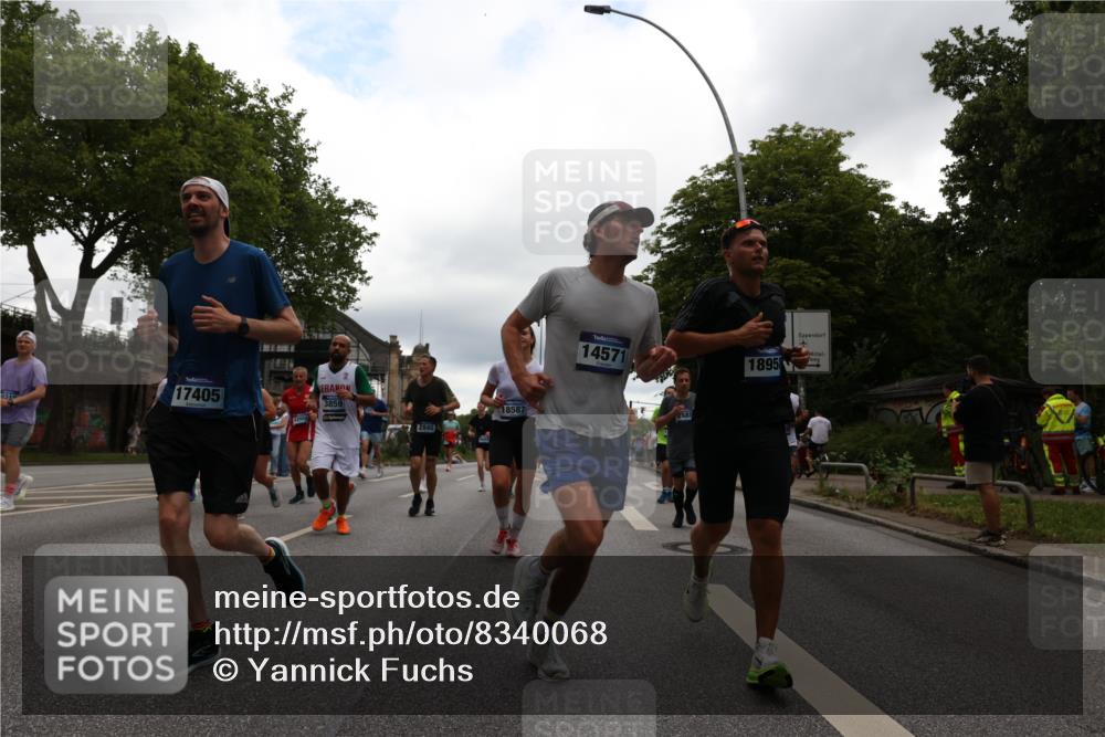 29.06.2025 - hella hamburg halbmarathon Yannick Fuchs http://msf.ph/oto/8340068 29.06.2025 10:52:07 20KM 1595, 1611, 1833, 2488, 2656, 2840, 2907, 3251, 3859, 4319, 4467, 4502, 4632, 4708, 4833, 5277, 5341, 5926, 6104, 6138, 6147, 6592, 6595, 7082, 7138, 7189, 7856, 8322, 8585, 9230, 9316, 9485, 10319, 10788, 11394, 11645, 12378, 12495, 12585, 12879, 13287, 13816, 13880, 14266, 14571, 15197, 15217, 15434, 15527, 16531, 17405, 17415, 17827, 18068, 18180, 18492, 18501, 18587, 18762, 18891 meine-sportfotos.de