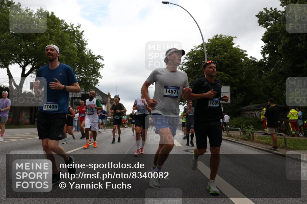 29.06.2025 - hella hamburg halbmarathon Yannick Fuchs http://msf.ph/oto/8340082 29.06.2025 10:52:07 20KM 1595, 1611, 1833, 2488, 2656, 2840, 2907, 3251, 3859, 4319, 4467, 4502, 4632, 4708, 4833, 5277, 5341, 5926, 6104, 6138, 6147, 6592, 6595, 7082, 7138, 7189, 7856, 8322, 8585, 9230, 9316, 9485, 10319, 10788, 11394, 11645, 12378, 12495, 12585, 12879, 13287, 13816, 13880, 14266, 14571, 15197, 15217, 15434, 15527, 16531, 17405, 17415, 17827, 18068, 18180, 18492, 18501, 18587, 18762, 18891 meine-sportfotos.de